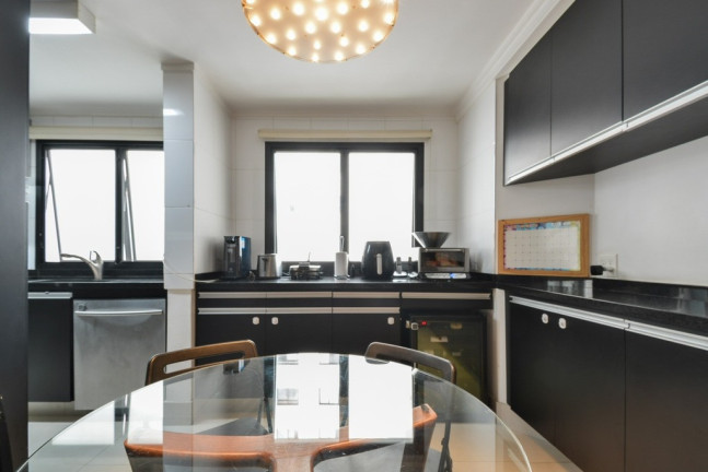 Imagem Apartamento com 4 Quartos à Venda, 172 m² em Moema - São Paulo