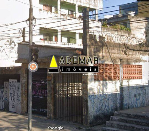 Casa com 2 Quartos à Venda,  em Vila Nogueira - Diadema