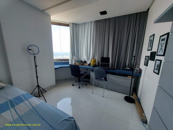 Imagem Imóvel com 3 Quartos à Venda, 240 m² em Pituba - Salvador Imagem Imóvel com 3 Quartos à Venda, 240 m² em Pituba - Salvador