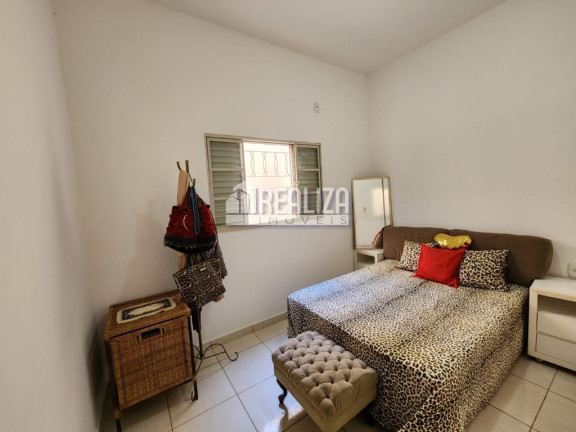 Imagem Casa com 3 Quartos à Venda, 260 m² em Quinta Boa Esperança - Uberaba Imagem Casa com 3 Quartos à Venda, 260 m² em Quinta Boa Esperança - Uberaba