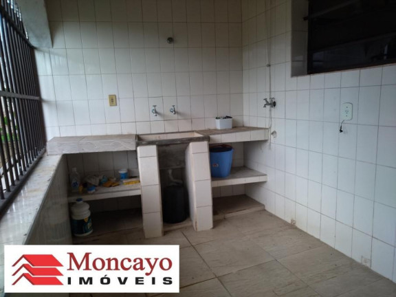 Imagem Sobrado com 3 Quartos à Venda, 720 m² em Indaiá - Caraguatatuba
