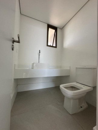 Imagem Imóvel com 4 Quartos à Venda, 209 m² em Barra - Salvador Imagem Imóvel com 4 Quartos à Venda, 209 m² em Barra - Salvador