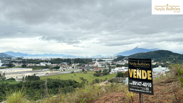 Terreno à Venda, 369 m² em Sertão Do Maruim - São José