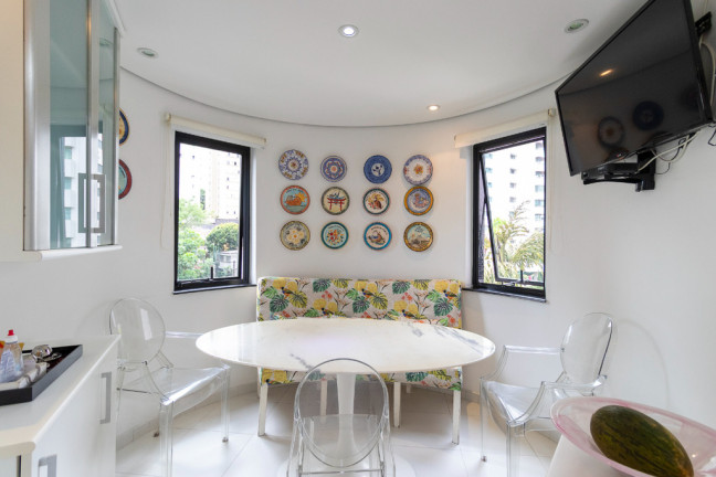 Imagem Apartamento com 3 Quartos à Venda, 190 m² em Aclimação - São Paulo Imagem Apartamento com 3 Quartos à Venda, 190 m² em Aclimação - São Paulo