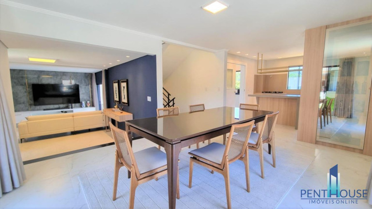 Imagem Casa com 4 Quartos à Venda, 380 m² em Ariribá - Balneário Camboriú Imagem Casa com 4 Quartos à Venda, 380 m² em Ariribá - Balneário Camboriú