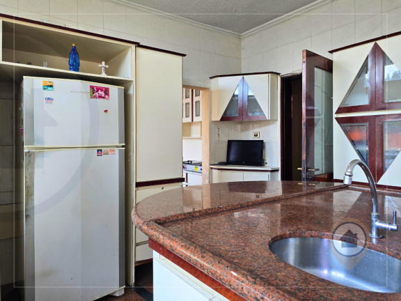 Imagem Casa com 4 Quartos à Venda, 320 m² em Vila Rosália - Guarulhos