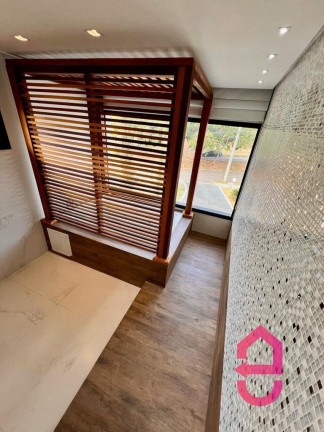 Imagem Casa de Condomínio com 6 Quartos à Venda, 1.723 m² em Residencial Aldeia Do Vale - Goiânia