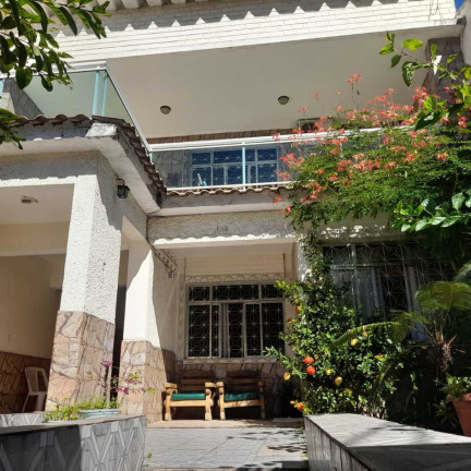 Imagem Casa com 3 Quartos à Venda, 238 m² em Freguesia (jacarepaguá) - Rio De Janeiro Imagem Casa com 3 Quartos à Venda, 238 m² em Freguesia (jacarepaguá) - Rio De Janeiro
