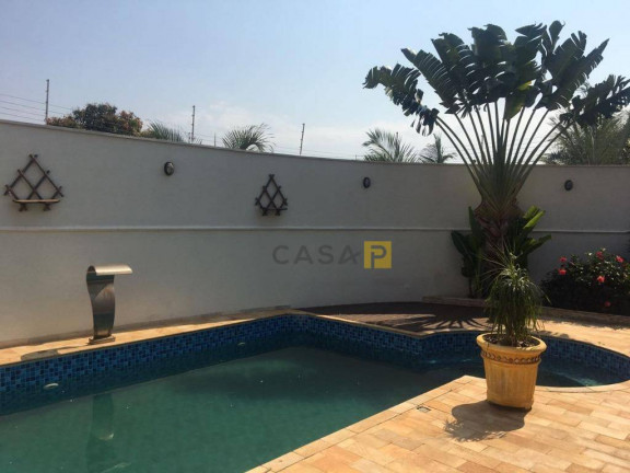 Imagem Casa com 3 Quartos à Venda, 230 m² em Parque Novo Mundo - Americana Imagem Casa com 3 Quartos à Venda, 230 m² em Parque Novo Mundo - Americana