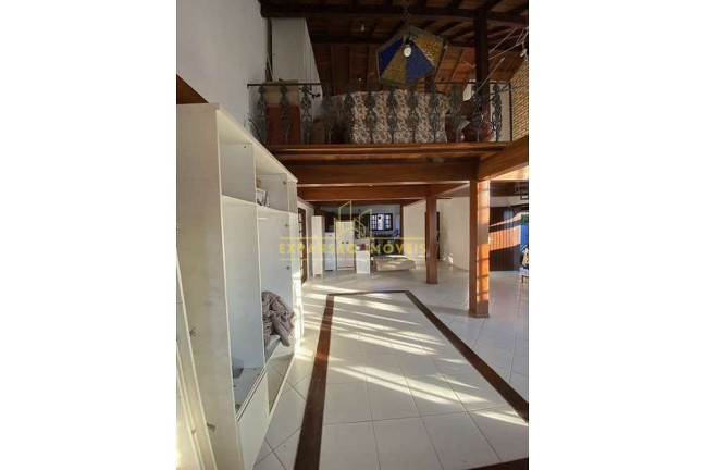 Imagem Casa com 3 Quartos à Venda, 220 m² em Cachoeira Do Bom Jesus - Florianópolis Imagem Casa com 3 Quartos à Venda, 220 m² em Cachoeira Do Bom Jesus - Florianópolis