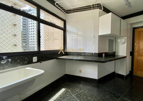Imagem Imóvel com 4 Quartos à Venda, 161 m² em Belvedere - Belo Horizonte