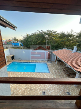 Imagem Casa com 2 Quartos para Alugar, 350 m² em Caçapava