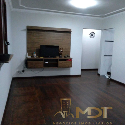 Imagem Casa com 2 Quartos à Venda, 110 m² em Saraiva - Betim