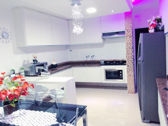 Imagem Casa com 4 Quartos à Venda, 245 m² em Independência - São Bernardo Do Campo Imagem Casa com 4 Quartos à Venda, 245 m² em Independência - São Bernardo Do Campo