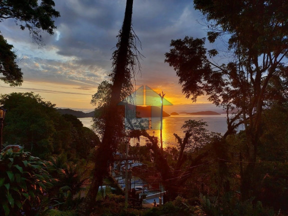 Casa com 4 Quartos à Venda, 1.500 m² em Vila Velha - Angra Dos Reis