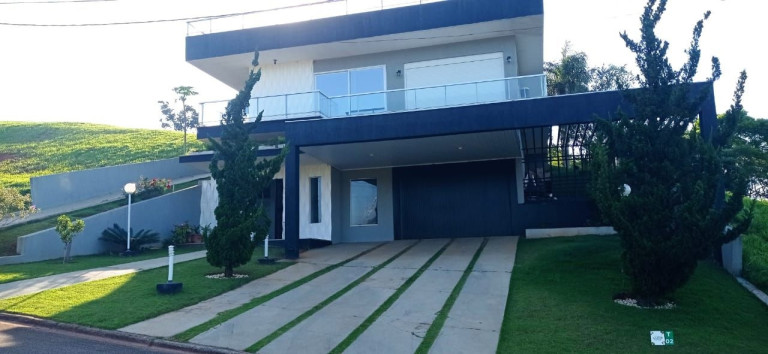 Imagem Sobrado com 4 Quartos à Venda, 398 m² em Centro - Jambeiro