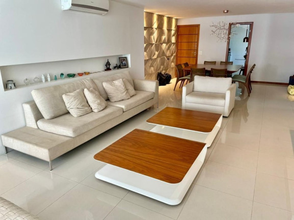 Imagem Imóvel com 3 Quartos à Venda, 172 m² em Praia Da Costa - Vila Velha Imagem Imóvel com 3 Quartos à Venda, 172 m² em Praia Da Costa - Vila Velha