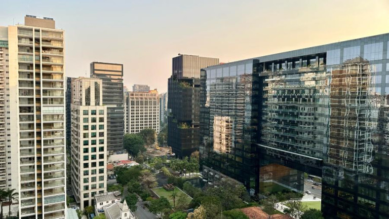 Imagem Apartamento com 3 Quartos à Venda, 223 m² em Itaim Bibi - São Paulo