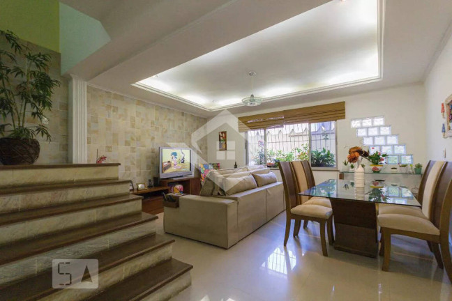 Casa com 3 Quartos à Venda, 300 m² em Taquara - Rio De Janeiro