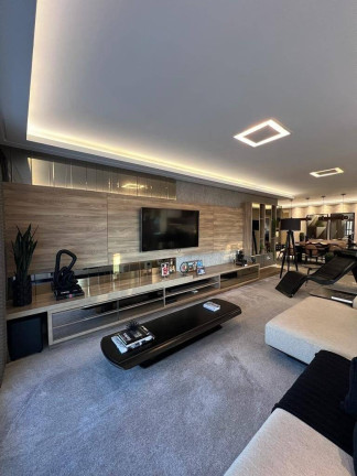 Apartamento com 3 Quartos à Venda, 185 m² em Meia Praia - Itapema