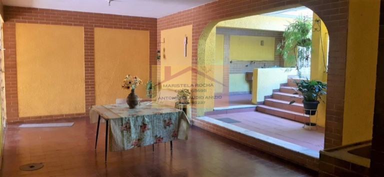 Imagem Casa com 3 Quartos à Venda, 100 m² em Jardim Sulacap - Rio De Janeiro Imagem Casa com 3 Quartos à Venda, 100 m² em Jardim Sulacap - Rio De Janeiro