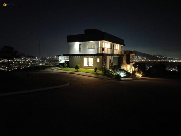 Imagem Casa de Condomínio com 3 Quartos à Venda, 558 m² em Itacorubi - Florianópolis