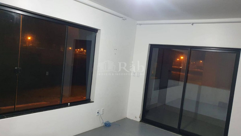 Imagem Sobrado com 3 Quartos à Venda, 220 m² em Santa Regina - Camboriú