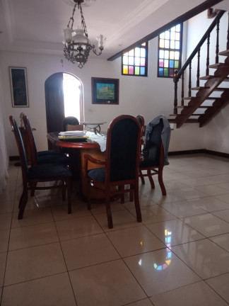 Imagem Casa com 3 Quartos à Venda, 300 m² em Caminho Das árvores - Salvador Imagem Casa com 3 Quartos à Venda, 300 m² em Caminho Das árvores - Salvador