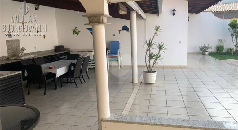Imagem Casa com 3 Quartos à Venda, 175 m² em Flórida - Praia Grande Imagem Casa com 3 Quartos à Venda, 175 m² em Flórida - Praia Grande