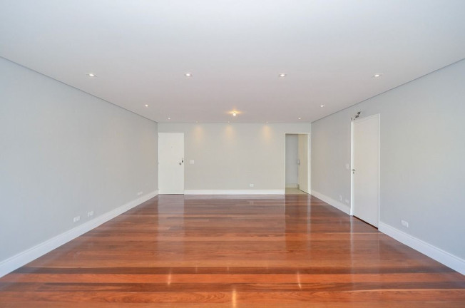 Imagem Apartamento com 3 Quartos à Venda, 137 m² em Itaim - São Paulo
