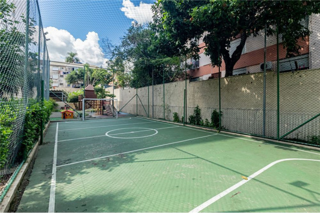 Imagem Imóvel com 3 Quartos à Venda,  em Jardim Lindóia - Porto Alegre