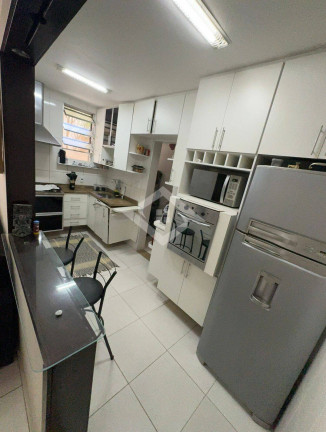 Imagem Apartamento com 2 Quartos à Venda, 70 m² em Copacabana - Rio De Janeiro