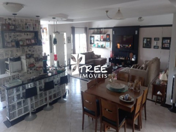Imagem Casa com 2 Quartos à Venda, 255 m² em Jardim Imperial Hills Iii - Arujá Imagem Casa com 2 Quartos à Venda, 255 m² em Jardim Imperial Hills Iii - Arujá