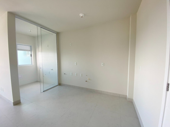 Apartamento com 2 Quartos à Venda, 66 m² em Santa Catarina - Criciúma