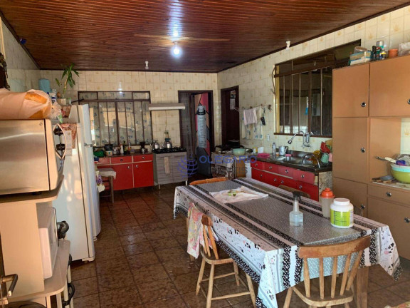 Imagem Casa com 4 Quartos à Venda, 180 m² em Centro - Toledo Imagem Casa com 4 Quartos à Venda, 180 m² em Centro - Toledo