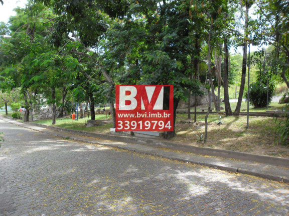 Imagem Casa com 3 Quartos à Venda, 70 m² em Vila Kosmos - Rio De Janeiro Imagem Casa com 3 Quartos à Venda, 70 m² em Vila Kosmos - Rio De Janeiro