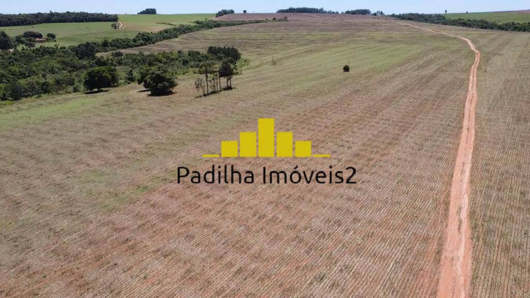 Fazenda à Venda, 68 m² em Itaí