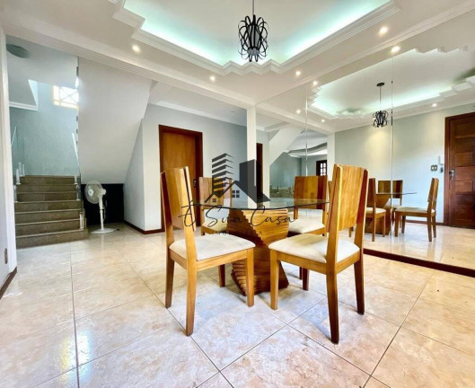 Imagem Casa com 4 Quartos à Venda, 250 m² em Arvoredo - Contagem