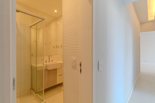 Imagem Apartamento com 3 Quartos à Venda,  em Ipanema - Rio De Janeiro