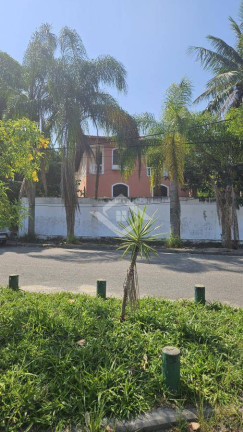 Casa com 6 Quartos à Venda, 480 m² em Camboinhas - Niterói