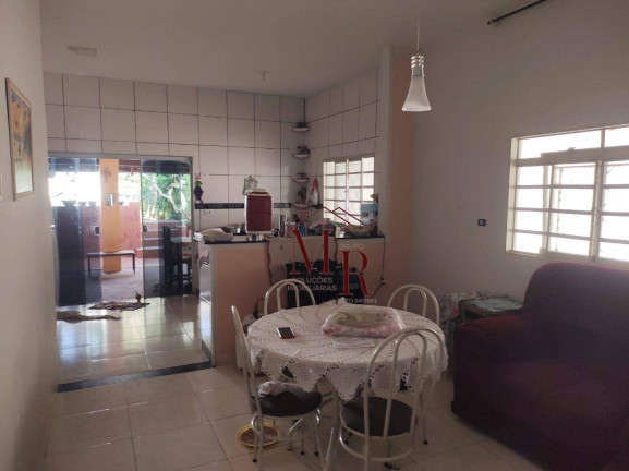 Imagem Casa com 3 Quartos à Venda, 170 m² em Centro - Valentim Gentil