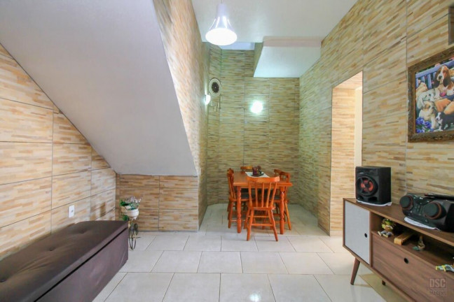 Imagem Imóvel com 11 Quartos à Venda, em Santa Tereza - Porto Alegre Imagem Imóvel com 11 Quartos à Venda, em Santa Tereza - Porto Alegre