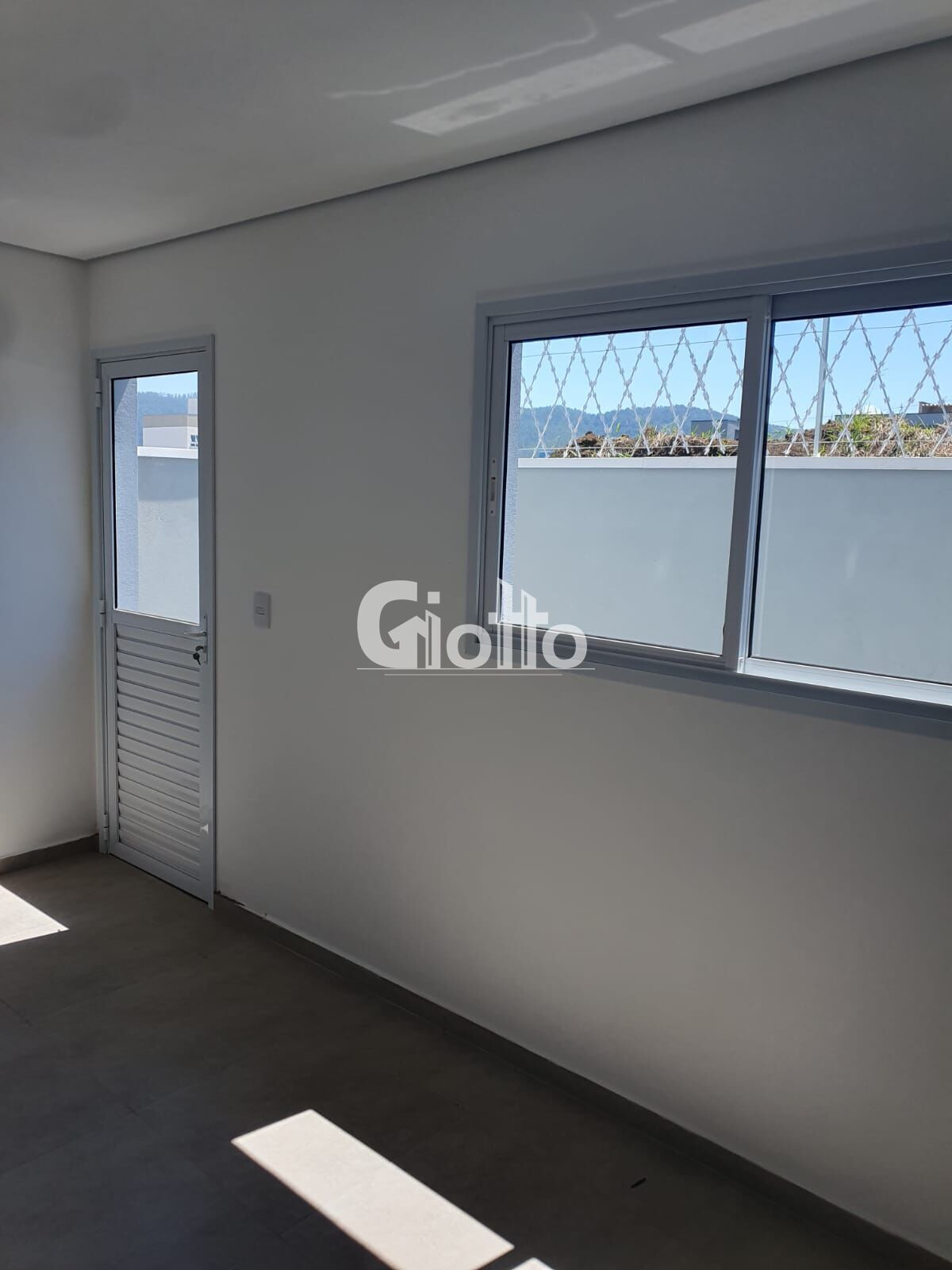 Imagem Casa de Condomínio com 2 Quartos à Venda, 67 m² em Vila São Paulo - Mogi Das Cruzes