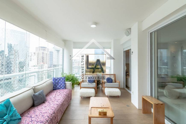 Imagem Apartamento com 3 Quartos à Venda, 203 m² em Itaim Bibi - São Paulo