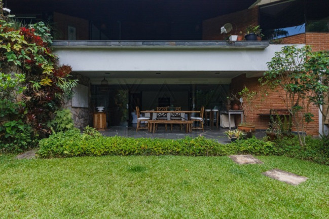 Imagem Imóvel com 4 Quartos à Venda, 341 m² em Jardim Morumbi - São Paulo Imagem Imóvel com 4 Quartos à Venda, 341 m² em Jardim Morumbi - São Paulo