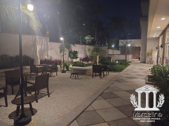 Apartamento com 2 Quartos à Venda,  em Vila Andrade - São Paulo