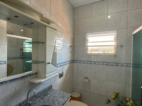 Imagem Casa com 4 Quartos à Venda, 220 m² em Centro - Balneário Barra Do Sul