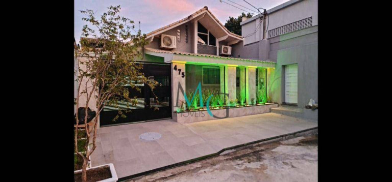 Casa com 3 Quartos à Venda, 250 m² em Campo Grande - Rio De Janeiro