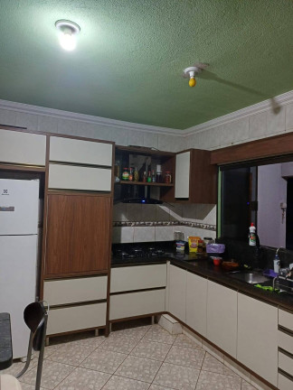 Imagem Casa com 3 Quartos à Venda, 2.500 m² em Arapongas Imagem Casa com 3 Quartos à Venda, 2.500 m² em Arapongas