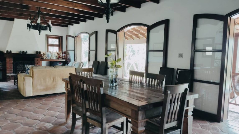 Imagem Casa com 4 Quartos à Venda, 350 m² em Campinas Imagem Casa com 4 Quartos à Venda, 350 m² em Campinas